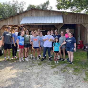 Teens help local flood victims